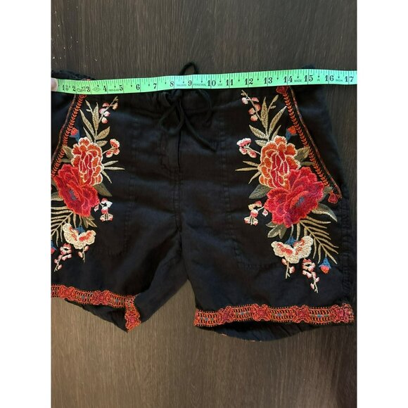 Johnny Was JW Los Angeles Black Linen Floral Embroidery Shorts Size S - Picture 5 of 8